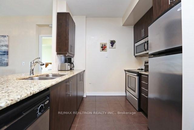 Photo 5 of Unit 1507, 88 Broadway Avenue, Toronto, Mount Pleasant West — HOMEH