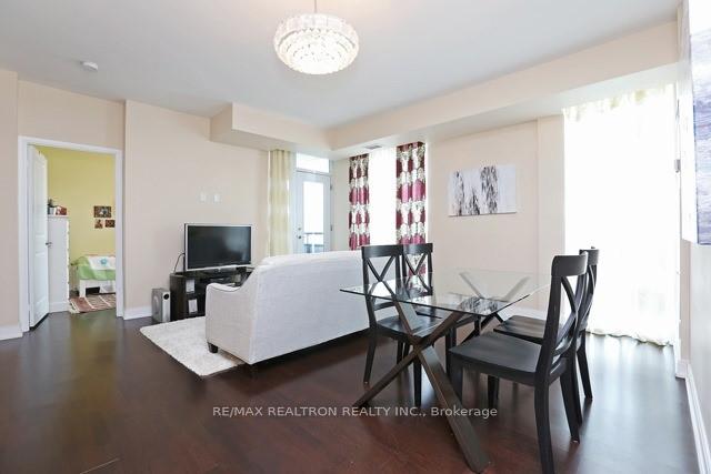 Photo 6 of Unit 1507, 88 Broadway Avenue, Toronto, Mount Pleasant West — HOMEH