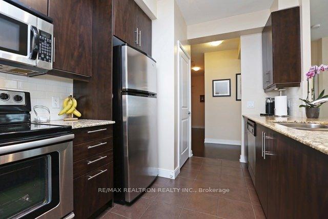 Photo 8 of Unit 1507, 88 Broadway Avenue, Toronto, Mount Pleasant West — HOMEH