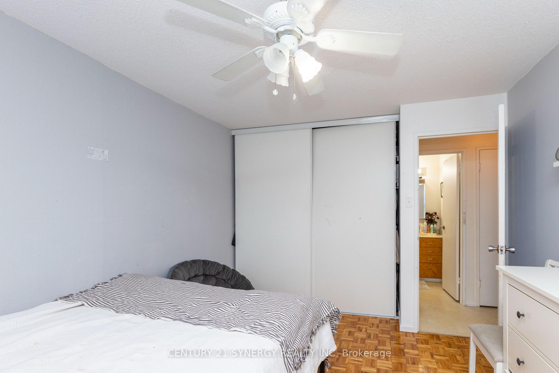 Photo 7 of Unit 1102, 20 Chesterton Drive, Ottawa, Borden Farm/Stewart Farm/Carleton Heights/Parkwood Hills — HOMEH