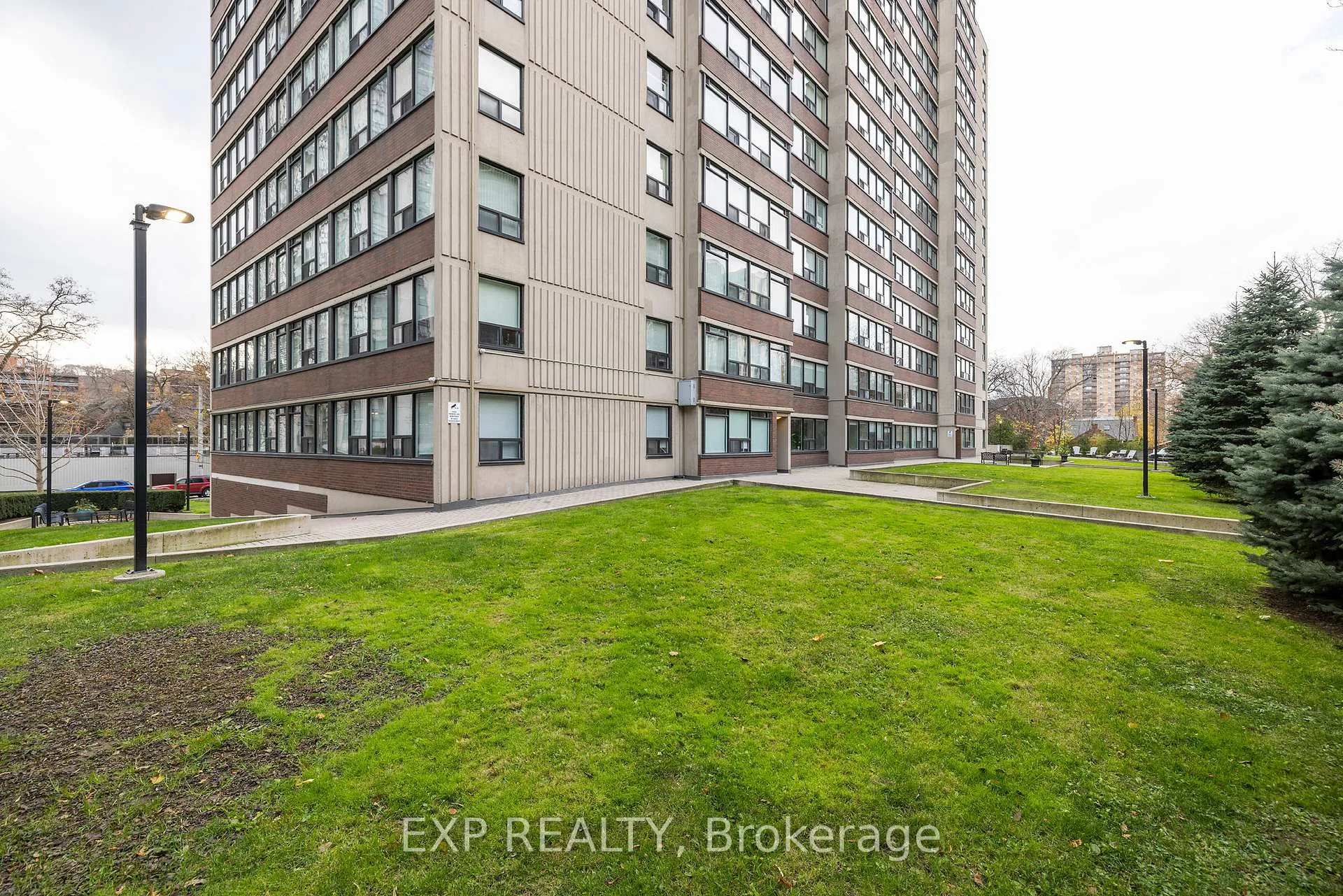 Photo 9 of Unit 1506, 120 Duke Street, Hamilton, Durand — HOMEH