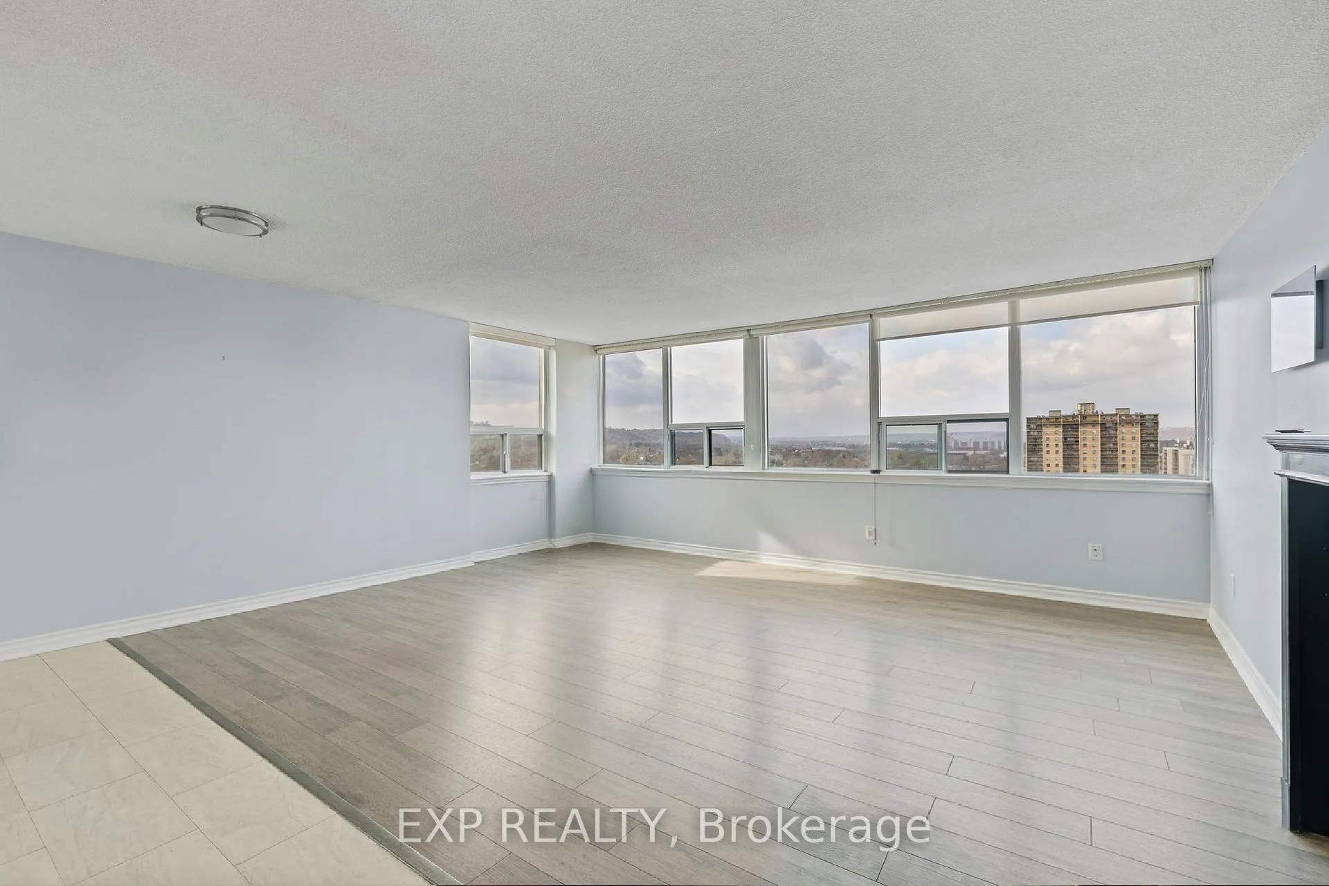 Photo 29 of Unit 1506, 120 Duke Street, Hamilton, Durand — HOMEH