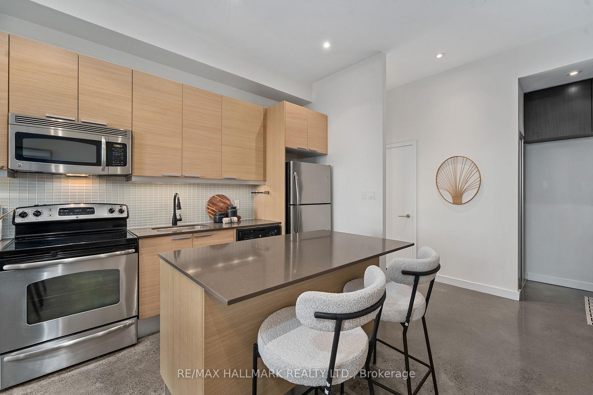 Photo 4 of Unit 503, 625 Queen Street E, Toronto, South Riverdale — HOMEH