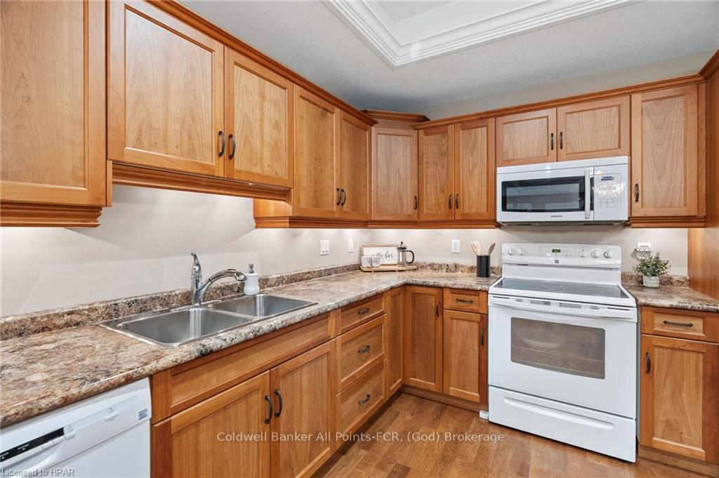 Photo 16 of Unit 4, 7 Fairhaven Lane E, Goderich, Goderich (Town) — HOMEH