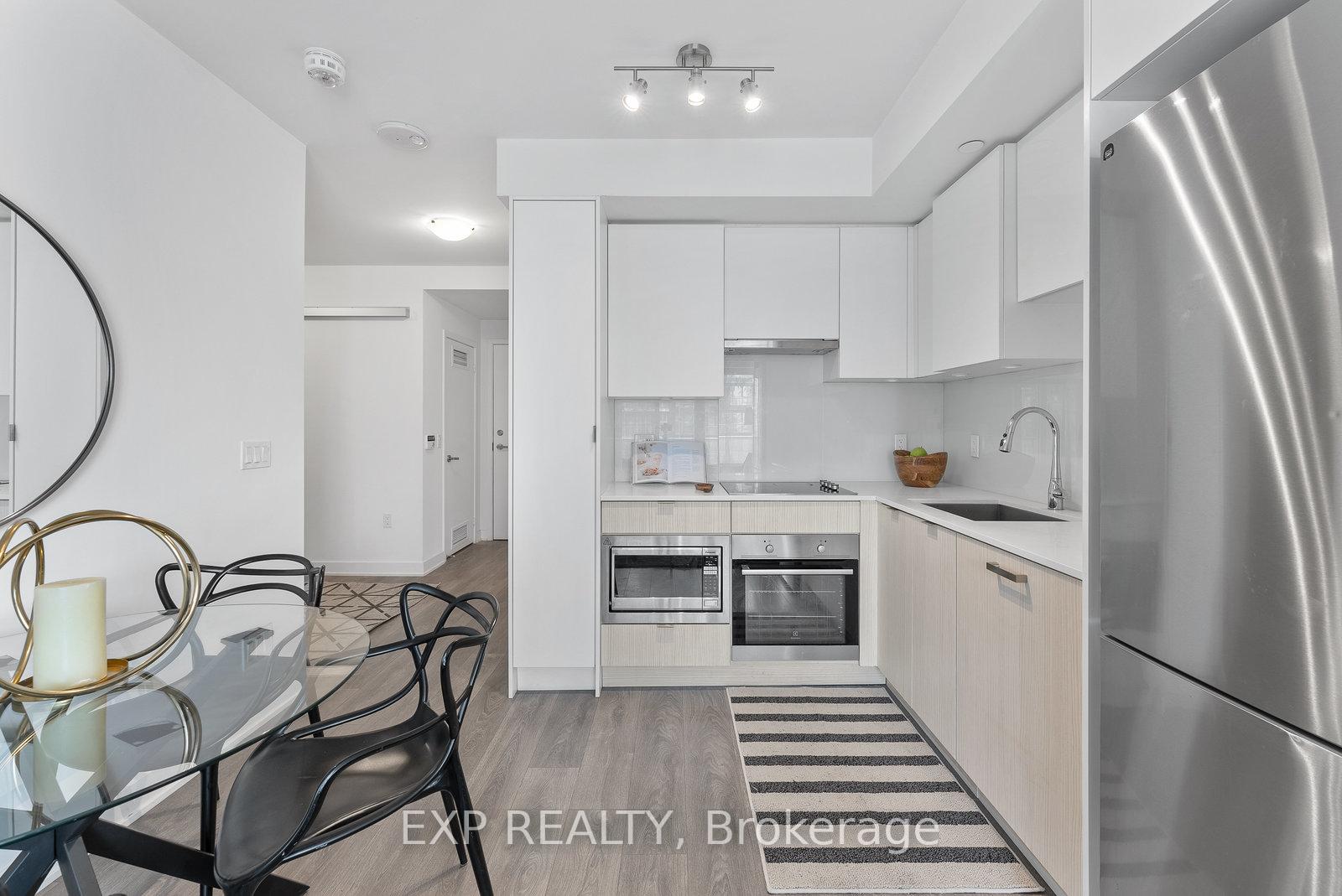 Photo 11 of Unit 2011, 99 Broadway Avenue, Toronto, Mount Pleasant West — HOMEH