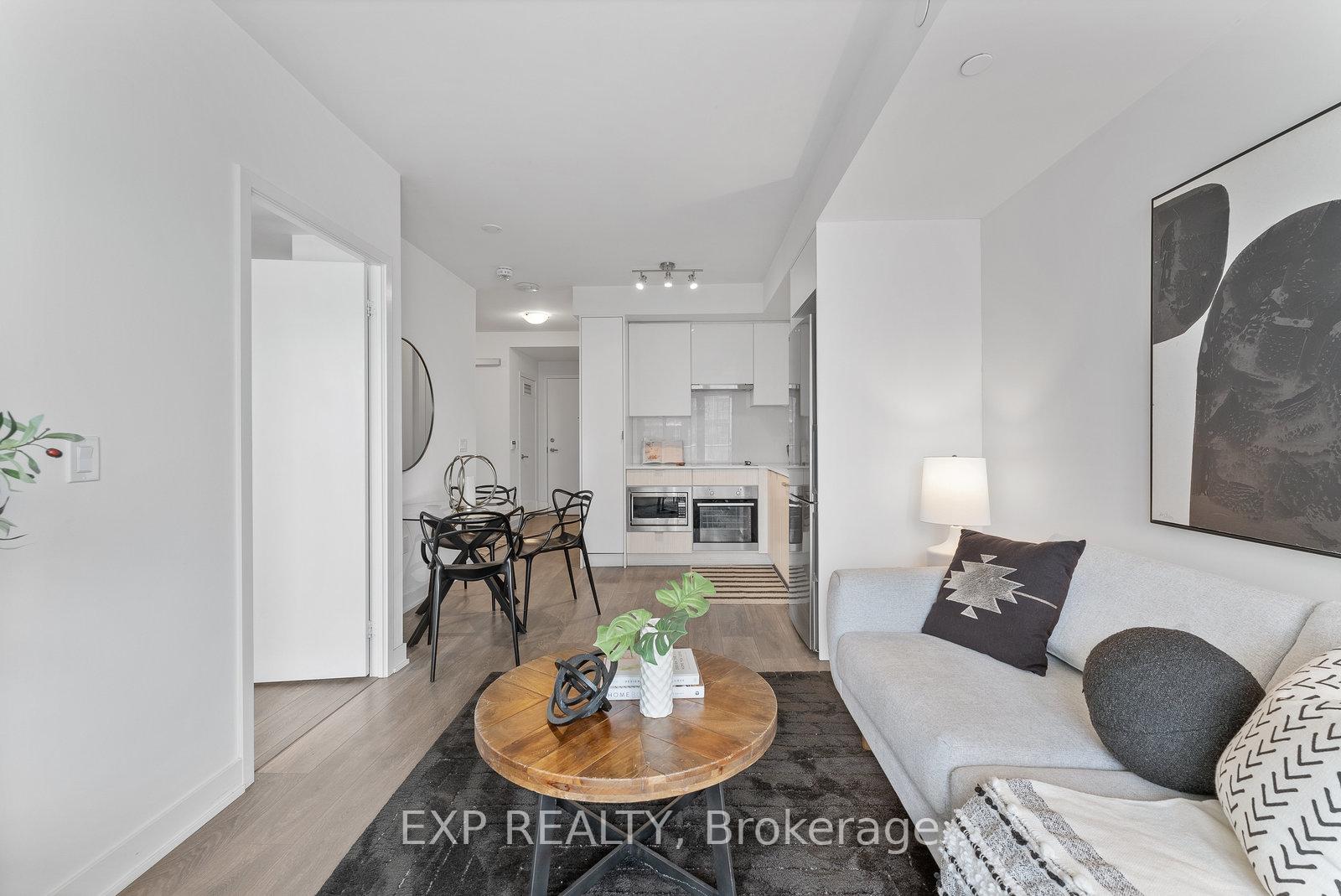 Photo 15 of Unit 2011, 99 Broadway Avenue, Toronto, Mount Pleasant West — HOMEH