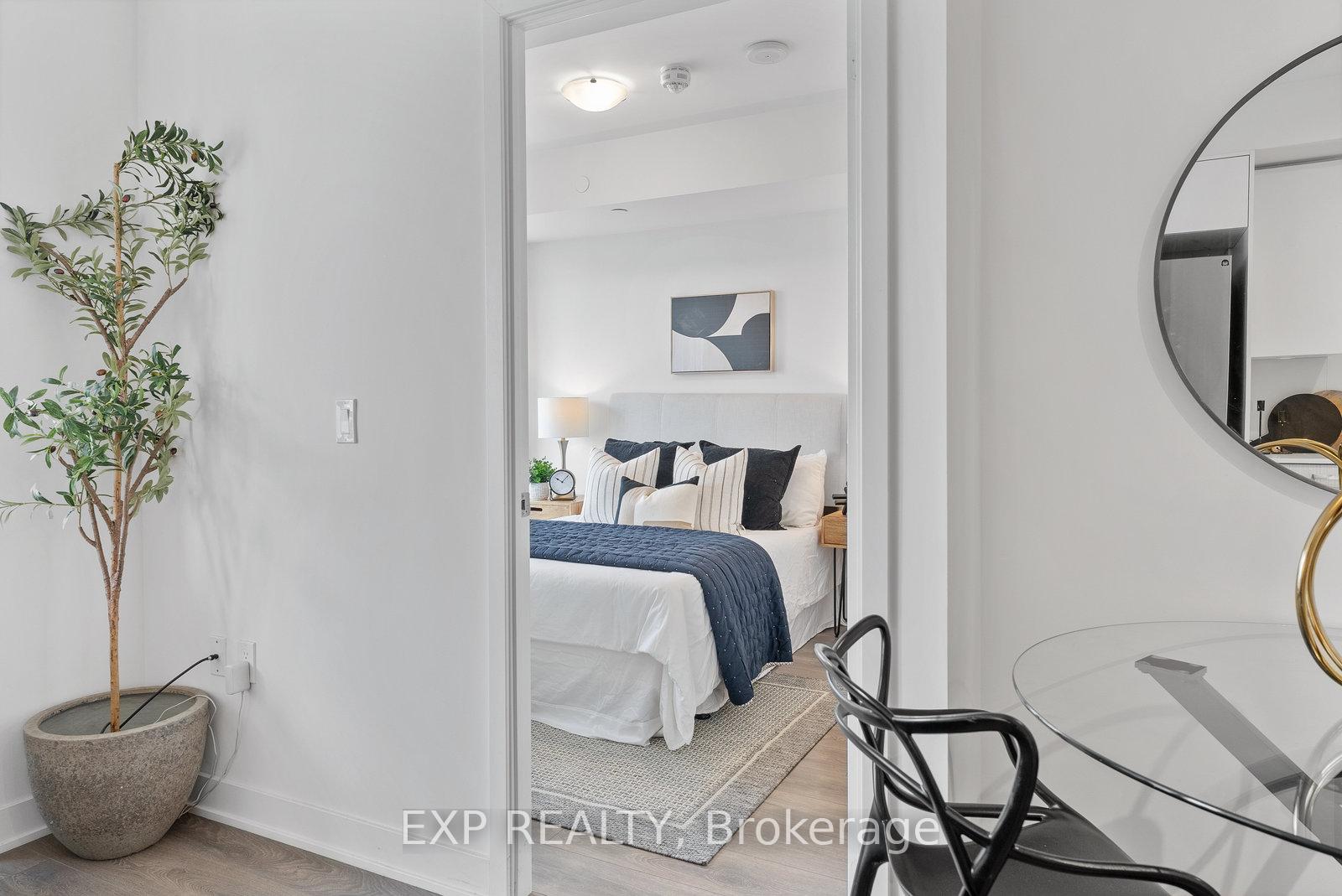 Photo 17 of Unit 2011, 99 Broadway Avenue, Toronto, Mount Pleasant West — HOMEH