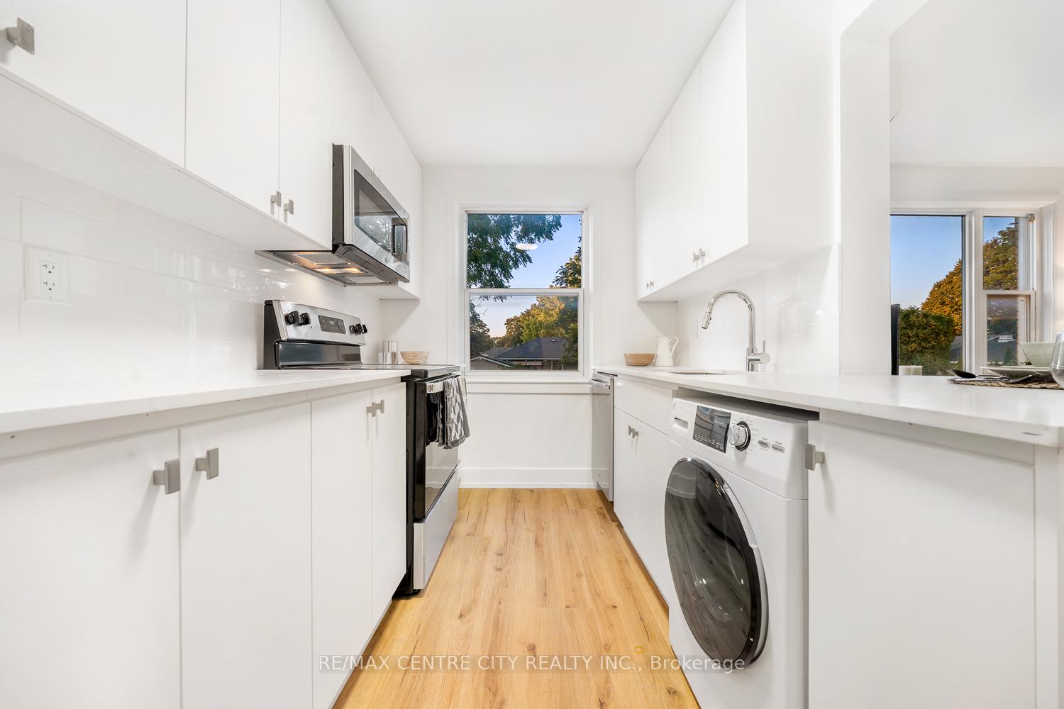 Photo 15 of Unit 16, 232 Elm Street, St. Thomas — HOMEH