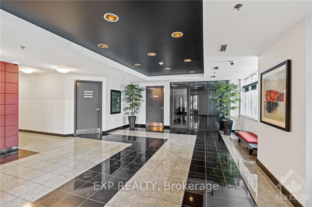 Photo 4 of Unit 303, 445 Laurier Avenue, Ottawa, Ottawa Centre — HOMEH