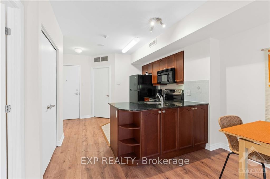 Photo 9 of Unit 303, 445 Laurier Avenue, Ottawa, Ottawa Centre — HOMEH