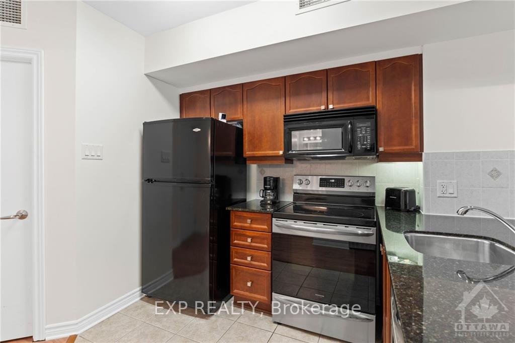 Photo 10 of Unit 303, 445 Laurier Avenue, Ottawa, Ottawa Centre — HOMEH
