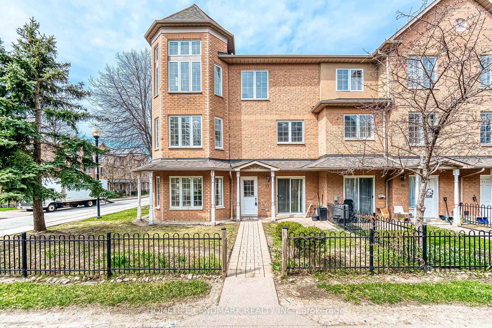 Front of Unit 15, 12 St Moritz Way