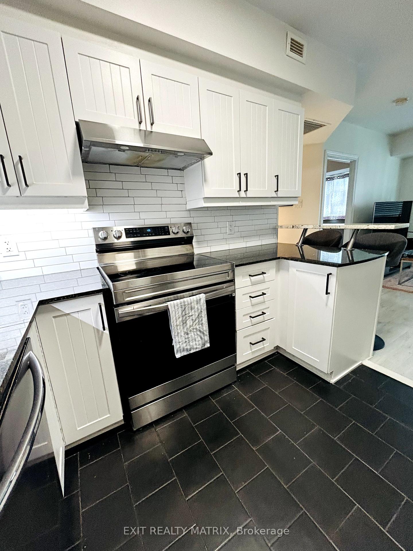 Photo 12 of Unit 1905, 445 Laurier Avenue S, Ottawa, Ottawa Centre — HOMEH