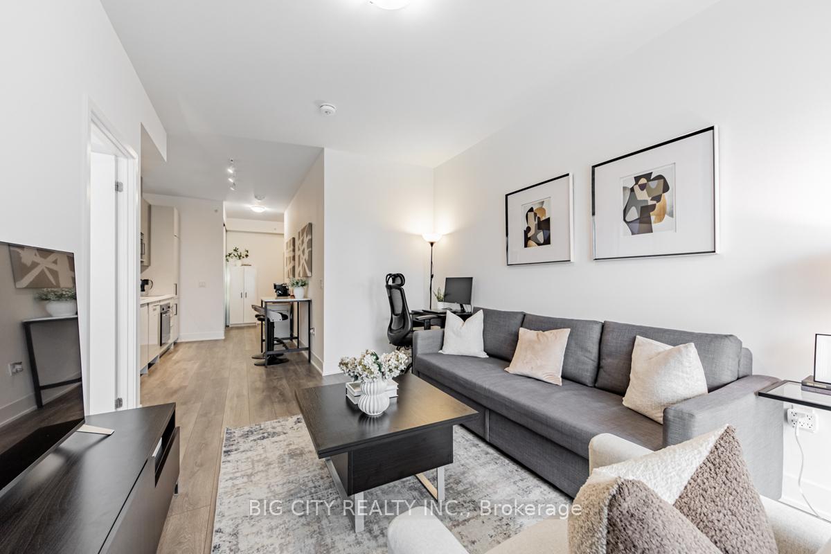 Photo 6 of Unit 1105, 2908 Highway 7, Vaughan, Vaughan Corporate Centre — HOMEH