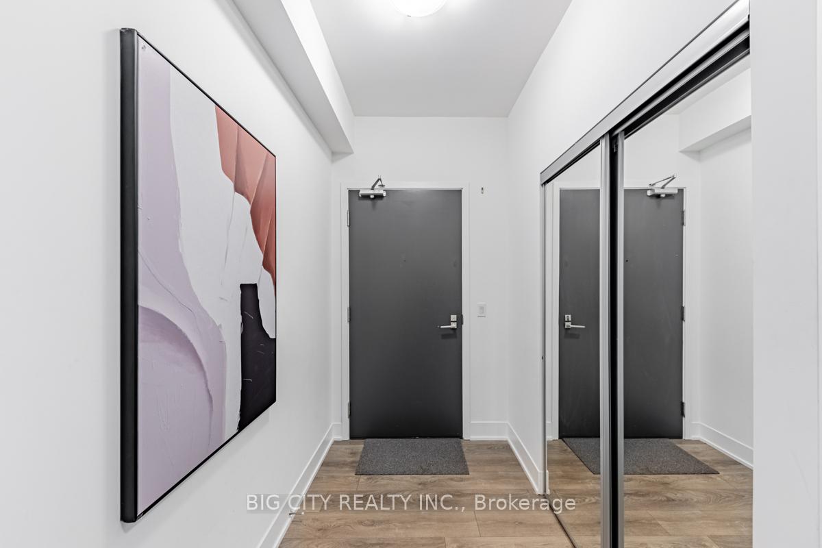 Photo 15 of Unit 1105, 2908 Highway 7, Vaughan, Vaughan Corporate Centre — HOMEH