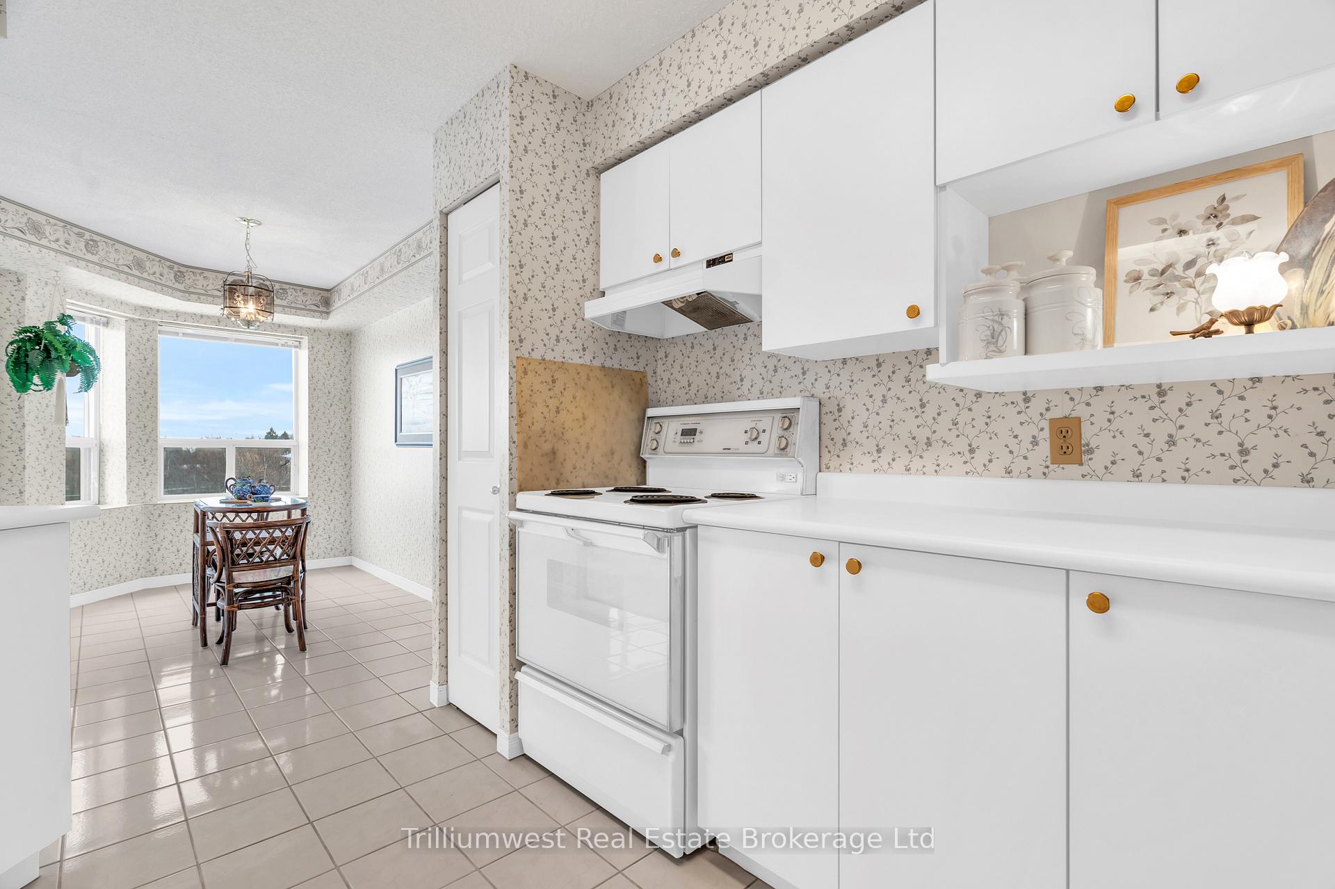 Photo 12 of Unit 704, 281 Bristol Street, Guelph, Junction/Onward Willow — HOMEH