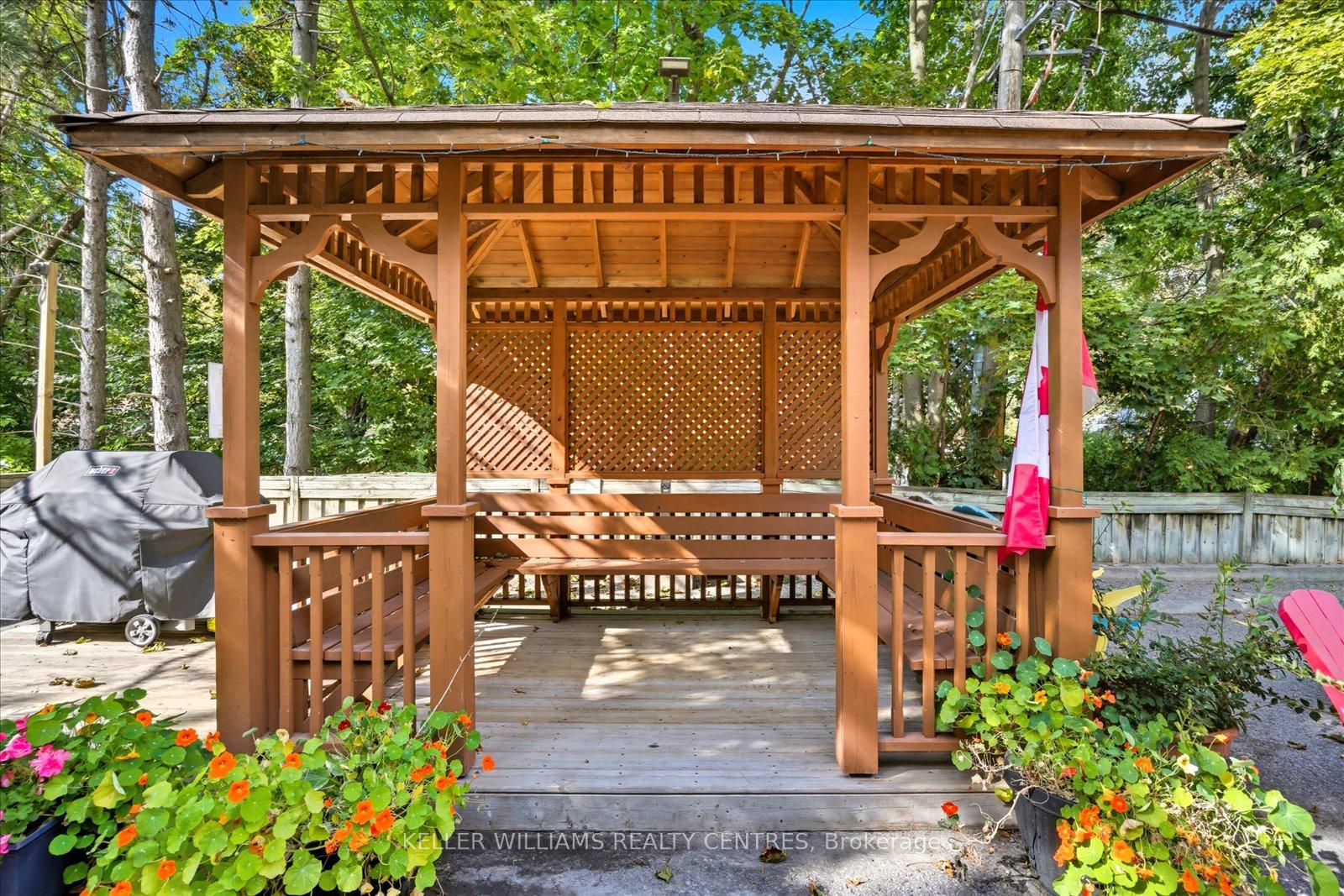 Photo 32 of Unit 619, 14924 Yonge Street, Aurora, Aurora Highlands — HOMEH