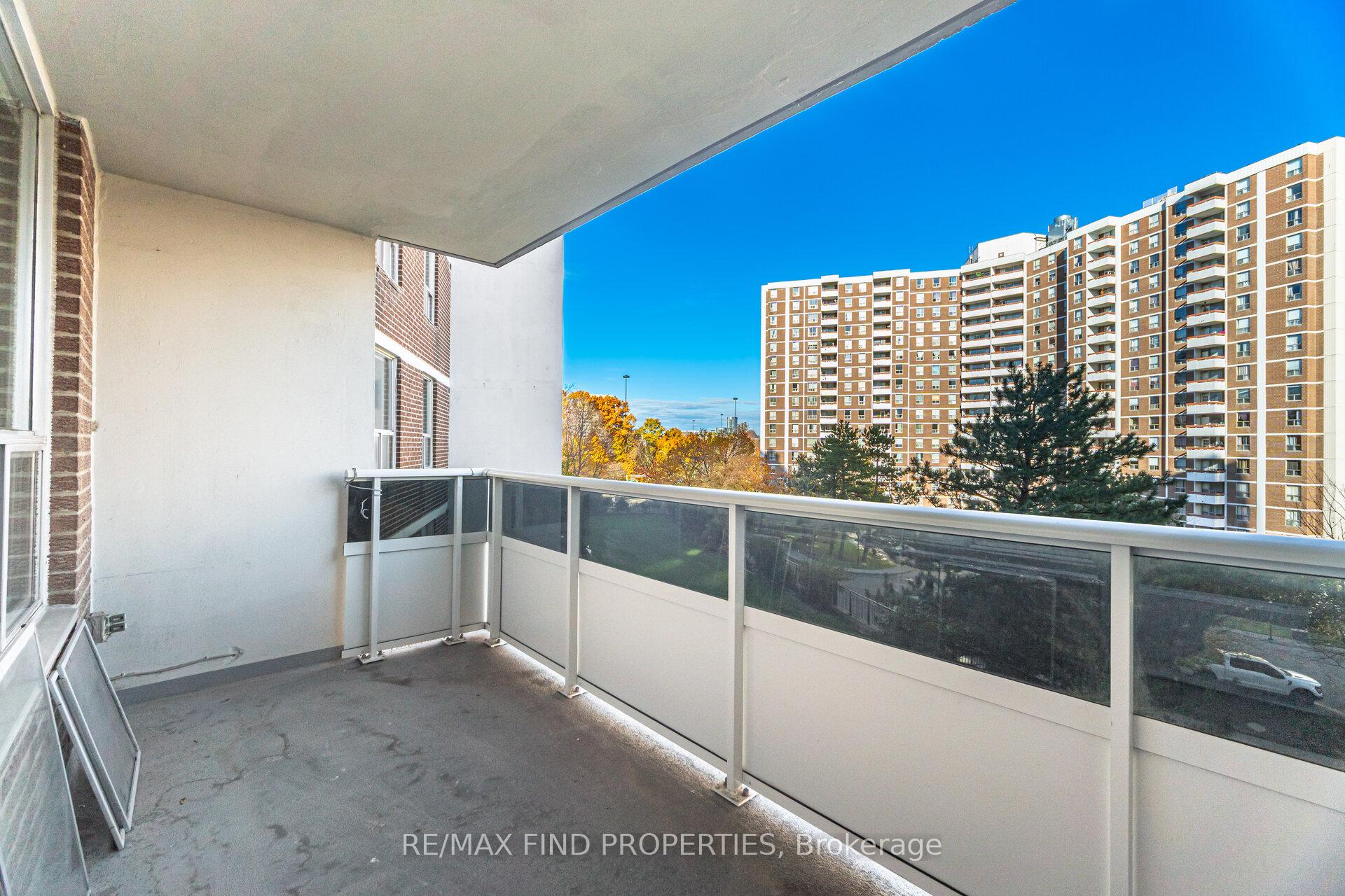 Photo 26 of Unit 301, 5 Shady Golfway, Toronto, Flemingdon Park — HOMEH
