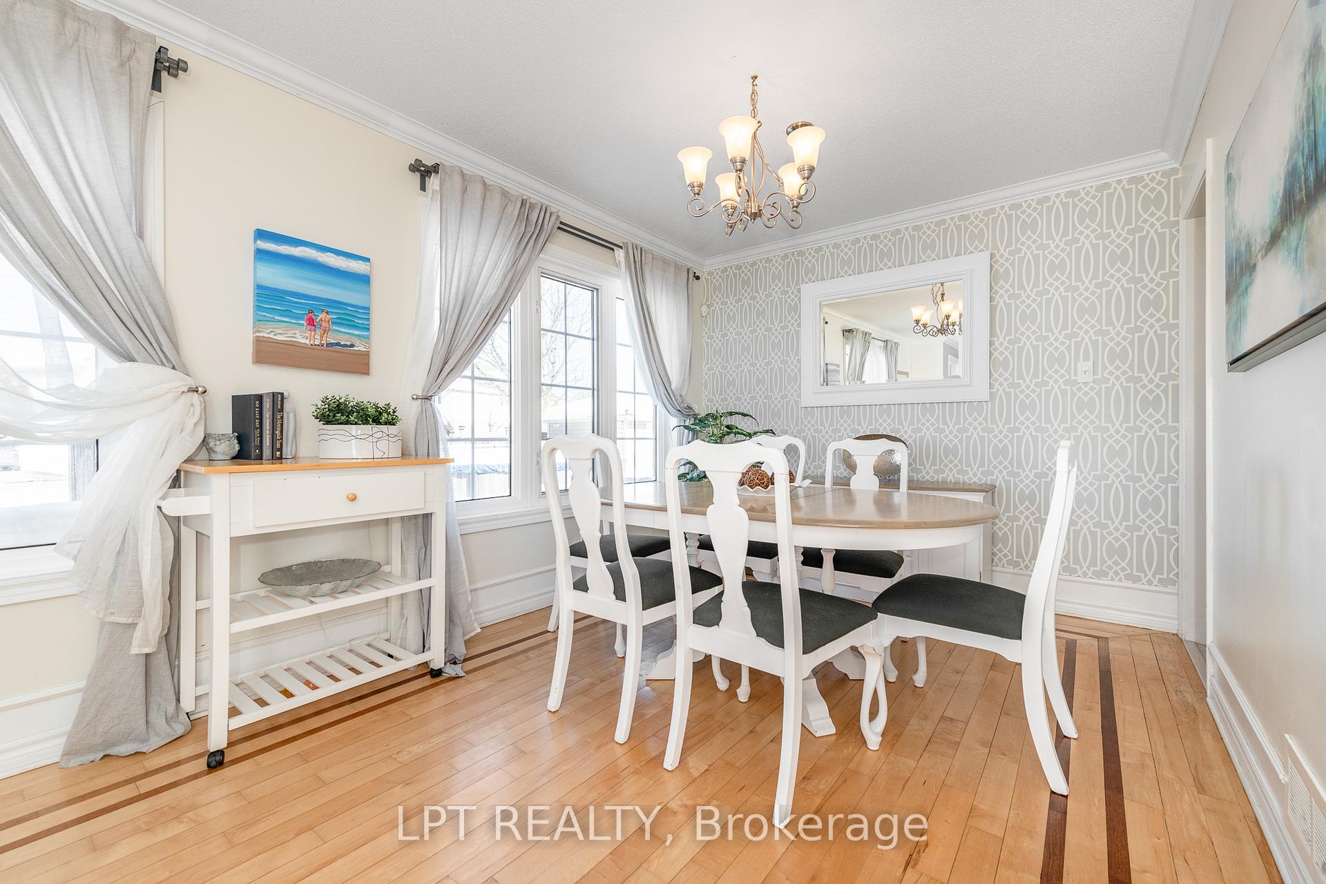 Photo 8 of 800 Schooner Crescent, Ottawa, Riverside South/Gloucester Glen — HOMEH
