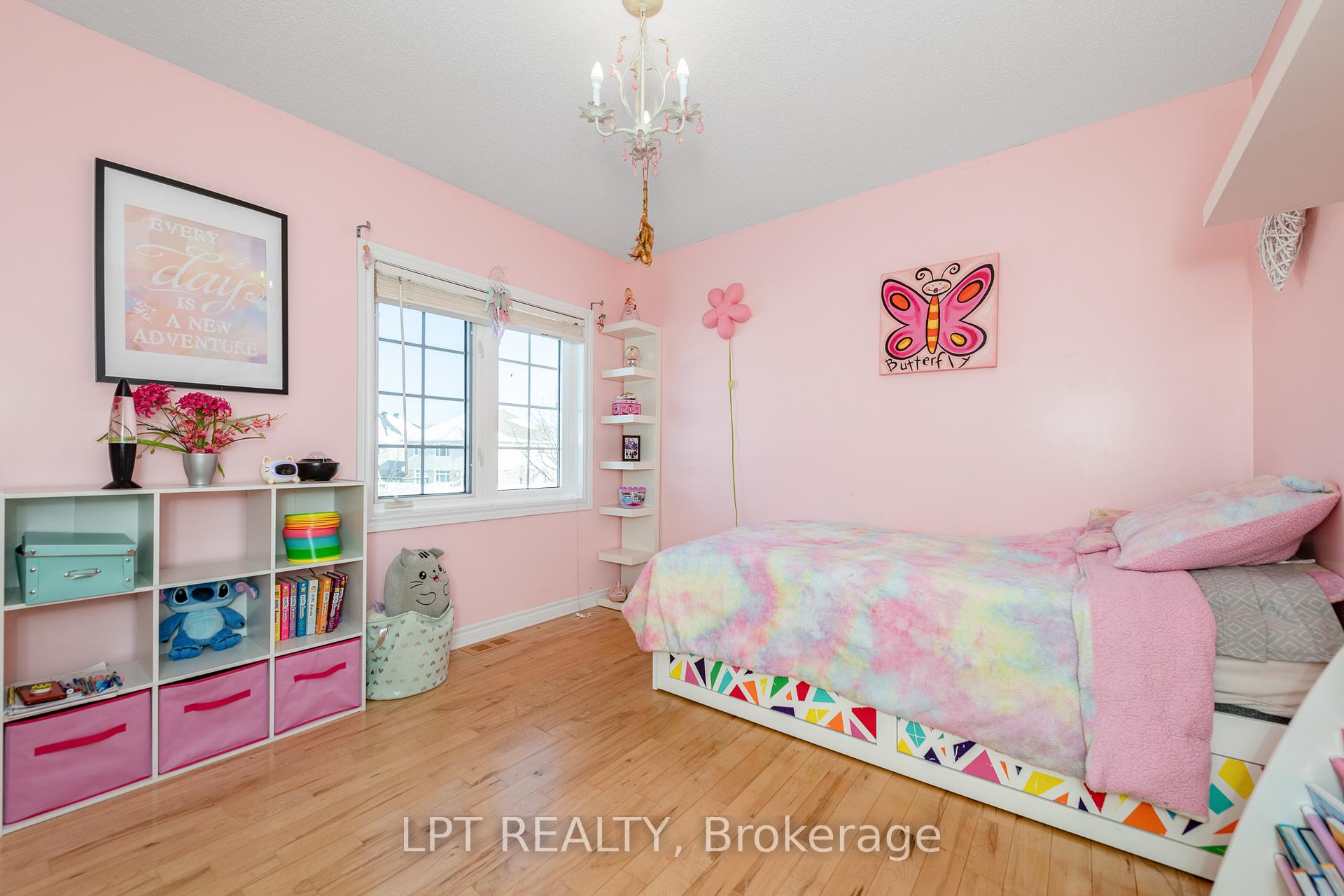 Photo 28 of 800 Schooner Crescent, Ottawa, Riverside South/Gloucester Glen — HOMEH