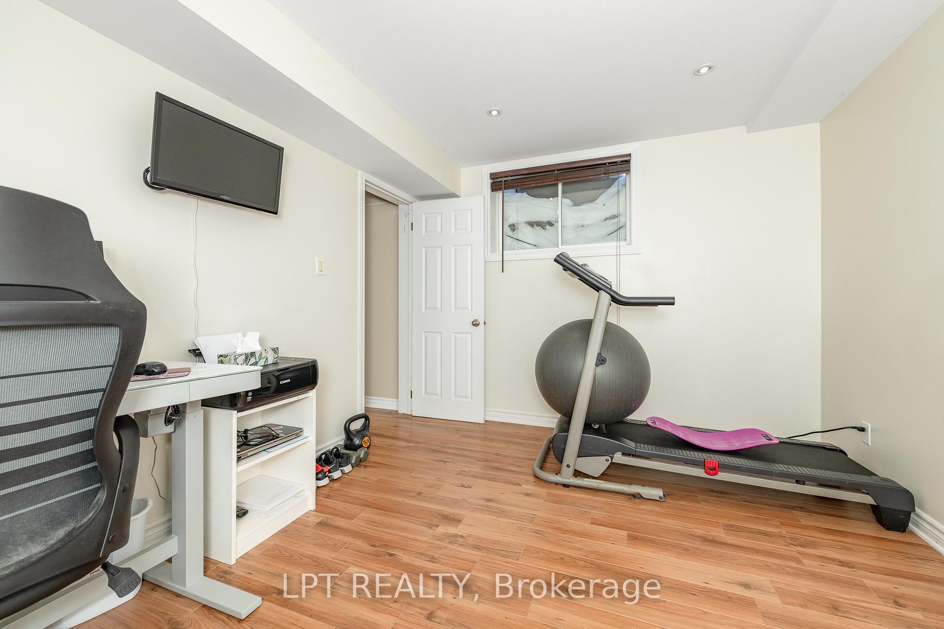 Photo 37 of 800 Schooner Crescent, Ottawa, Riverside South/Gloucester Glen — HOMEH
