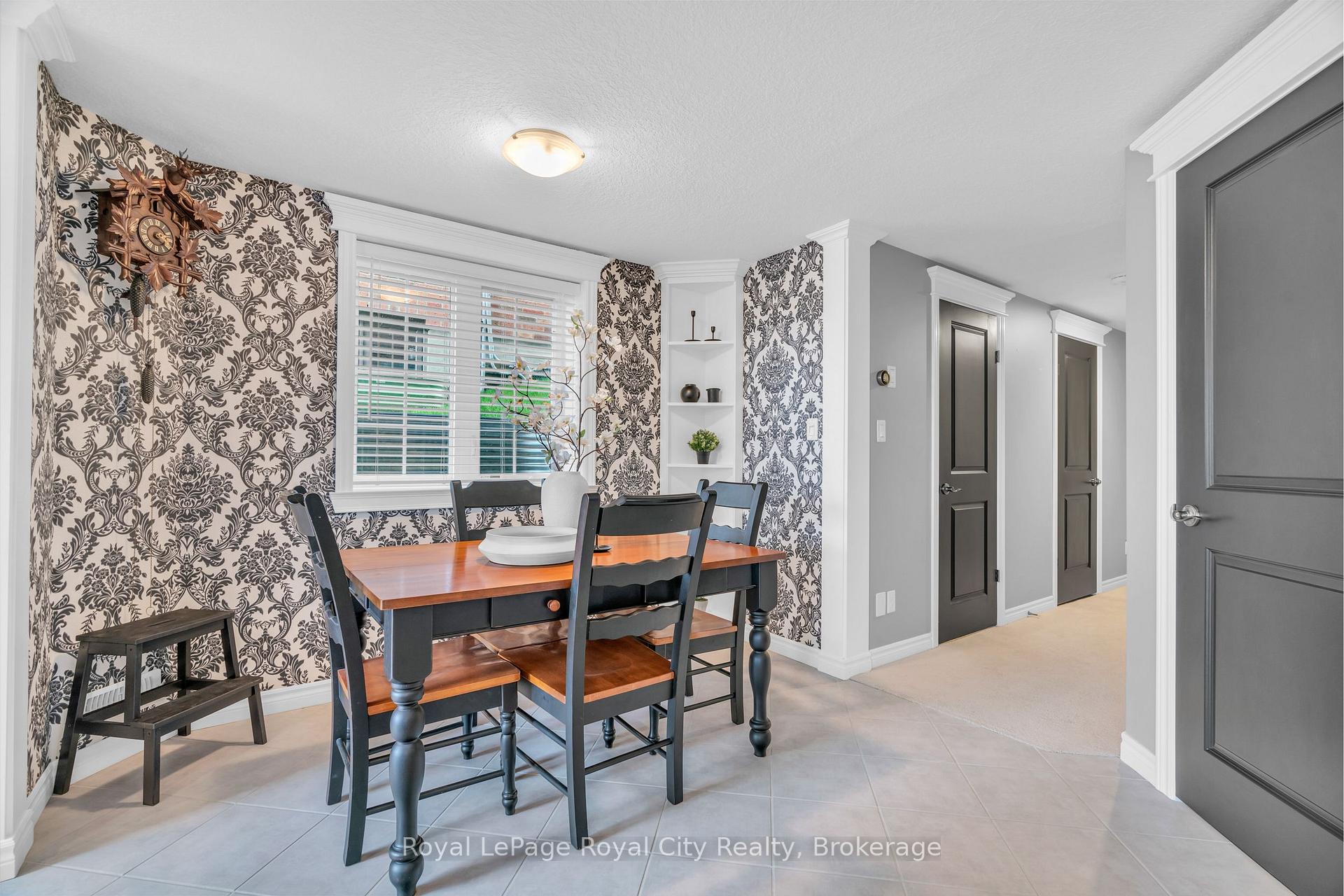Photo 13 of Unit 20A, 146 Downey Road, Guelph, Kortright Hills — HOMEH