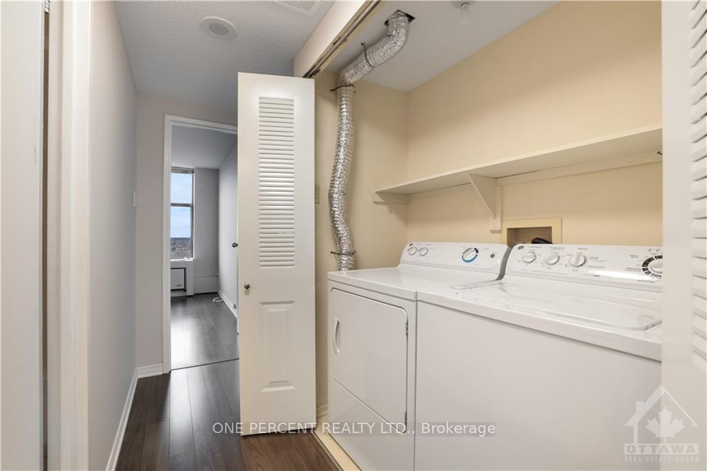 Photo 13 of Unit 1612, 2759 Carousel Crescent, Ottawa, Emerald Woods/Sawmill Creek — HOMEH