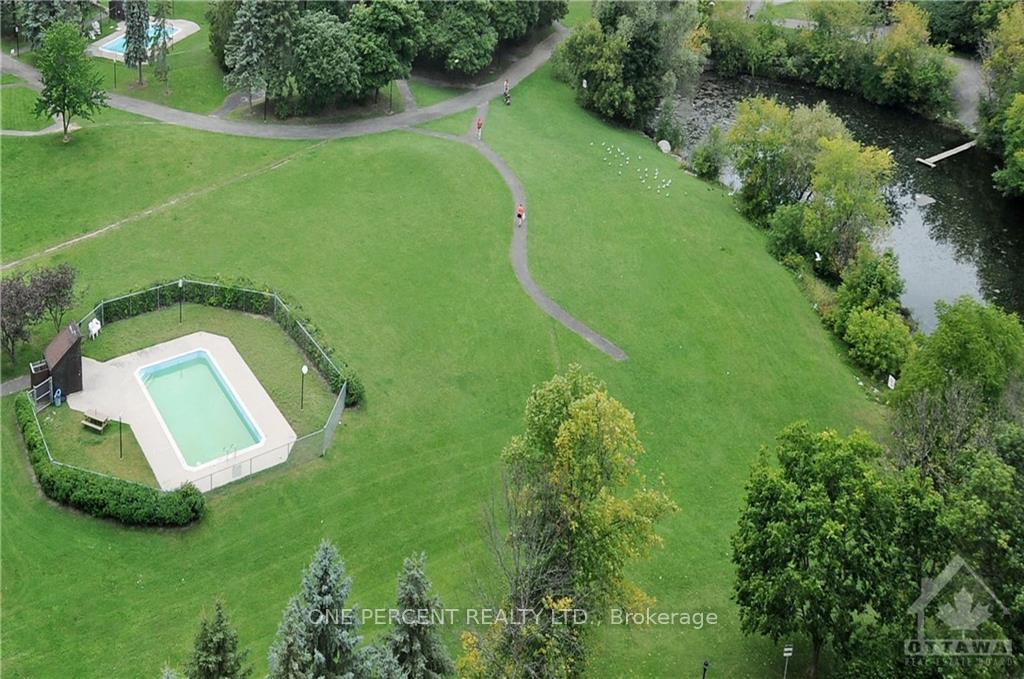 Photo 19 of Unit 1612, 2759 Carousel Crescent, Ottawa, Emerald Woods/Sawmill Creek — HOMEH