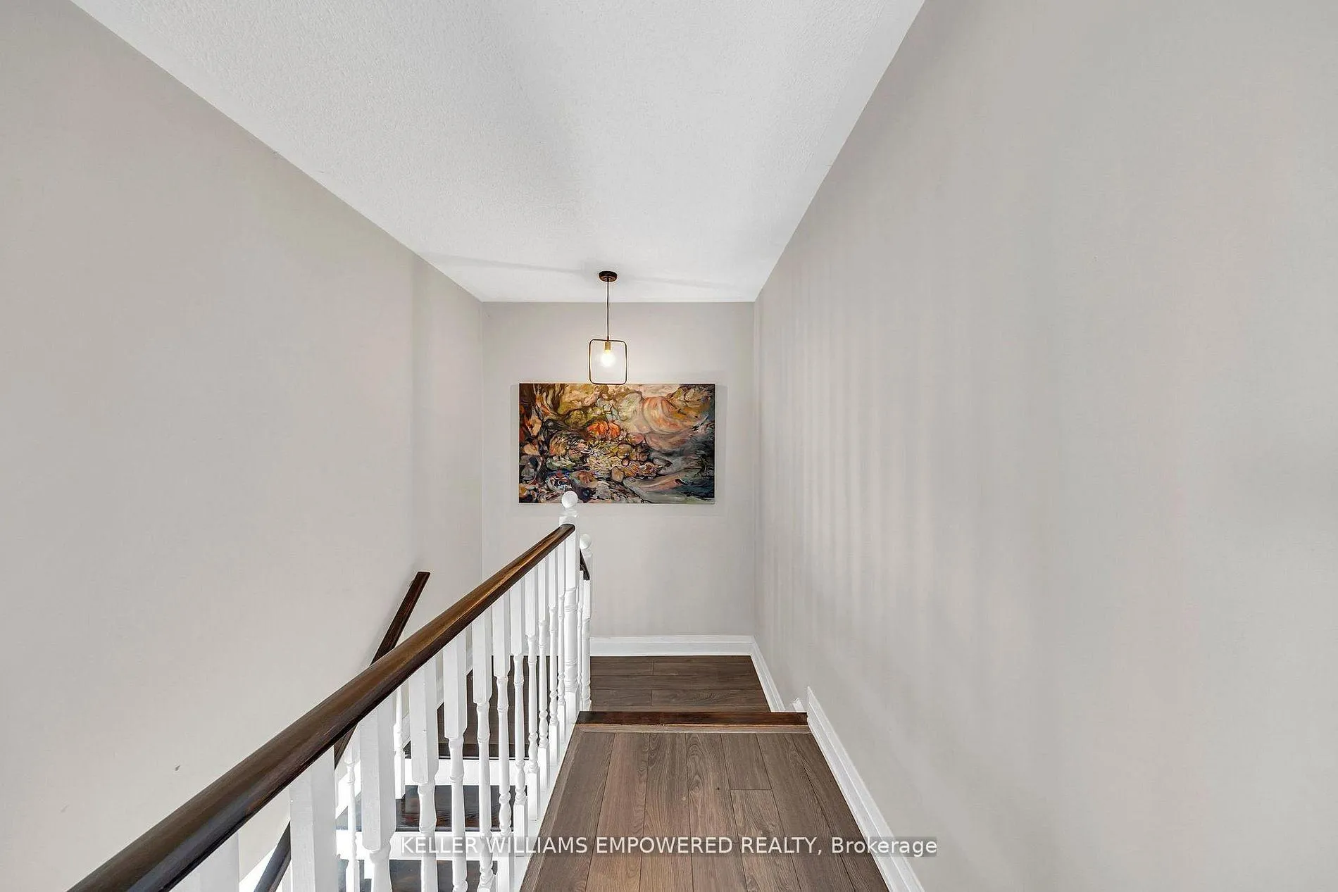 Photo 10 of 93 Beaverbrook Crescent, Vaughan, Rural Vaughan — HOMEH