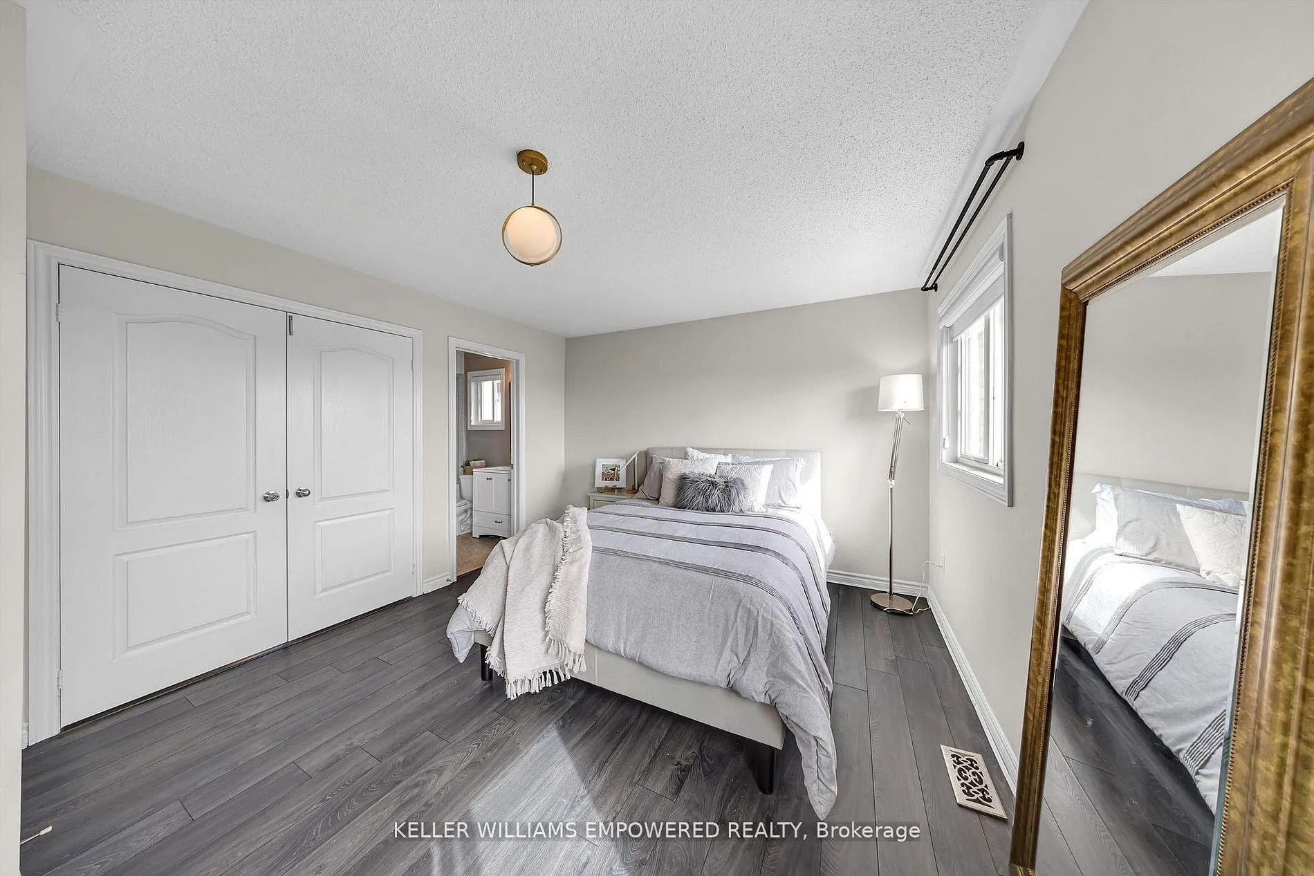 Photo 13 of 93 Beaverbrook Crescent, Vaughan, Rural Vaughan — HOMEH