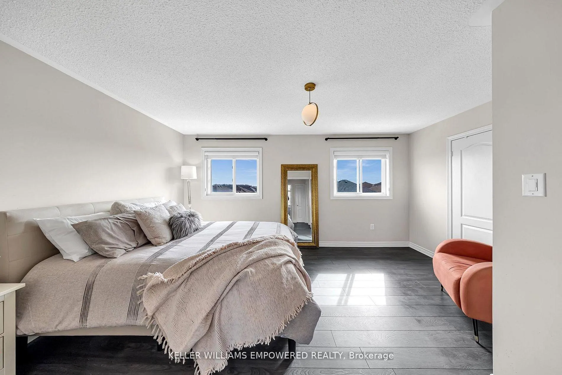 Photo 22 of 93 Beaverbrook Crescent, Vaughan, Rural Vaughan — HOMEH