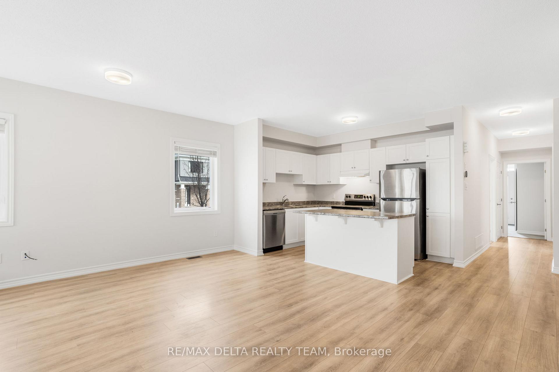 Photo 8 of Unit 1, 251 Zenith Private, Ottawa, Barrhaven - Half Moon Bay — HOMEH