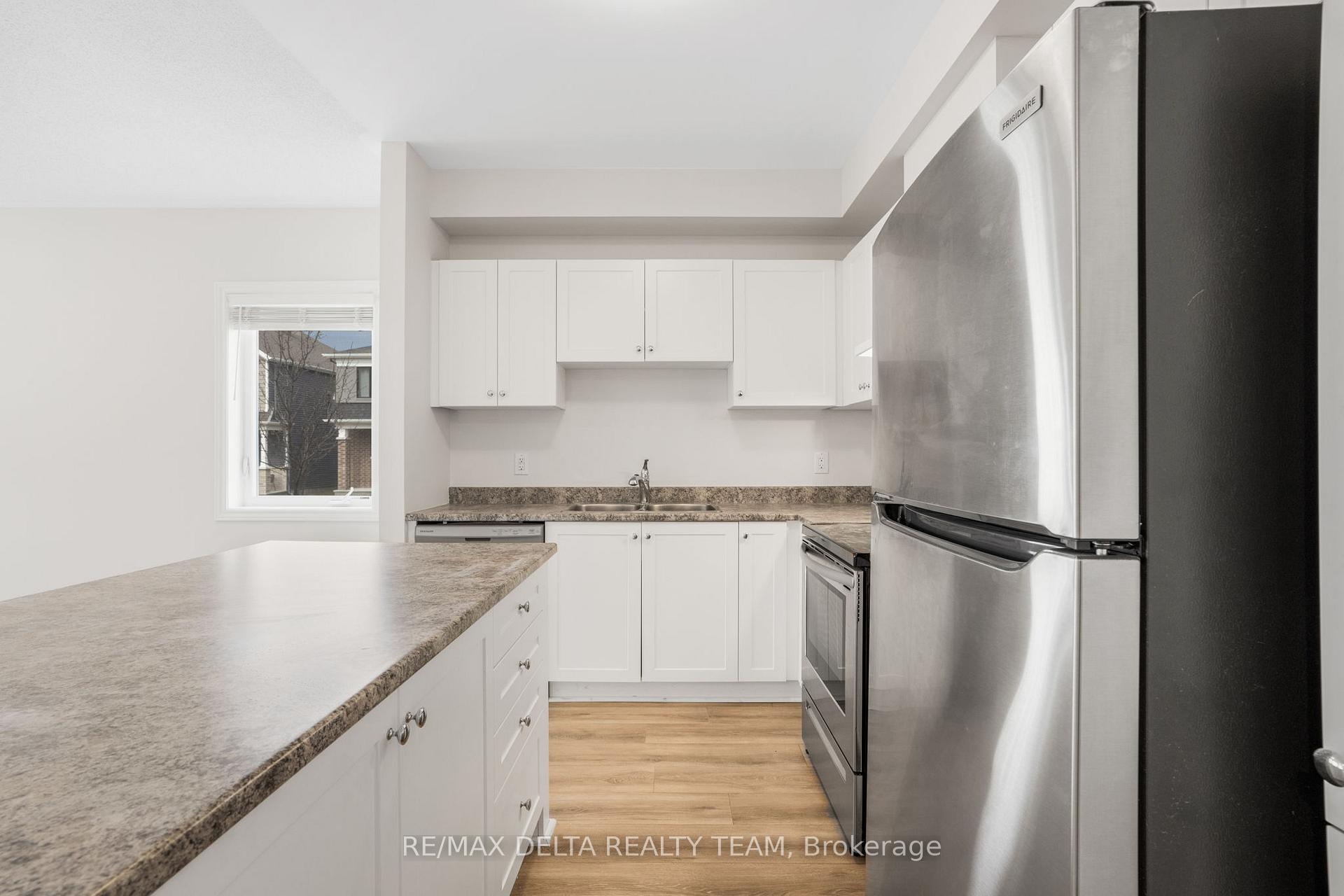Photo 16 of Unit 1, 251 Zenith Private, Ottawa, Barrhaven - Half Moon Bay — HOMEH