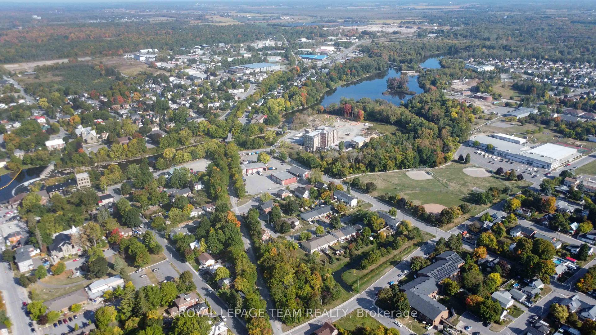 Photo 44 of 6 Wright Street, Carleton Place — HOMEH