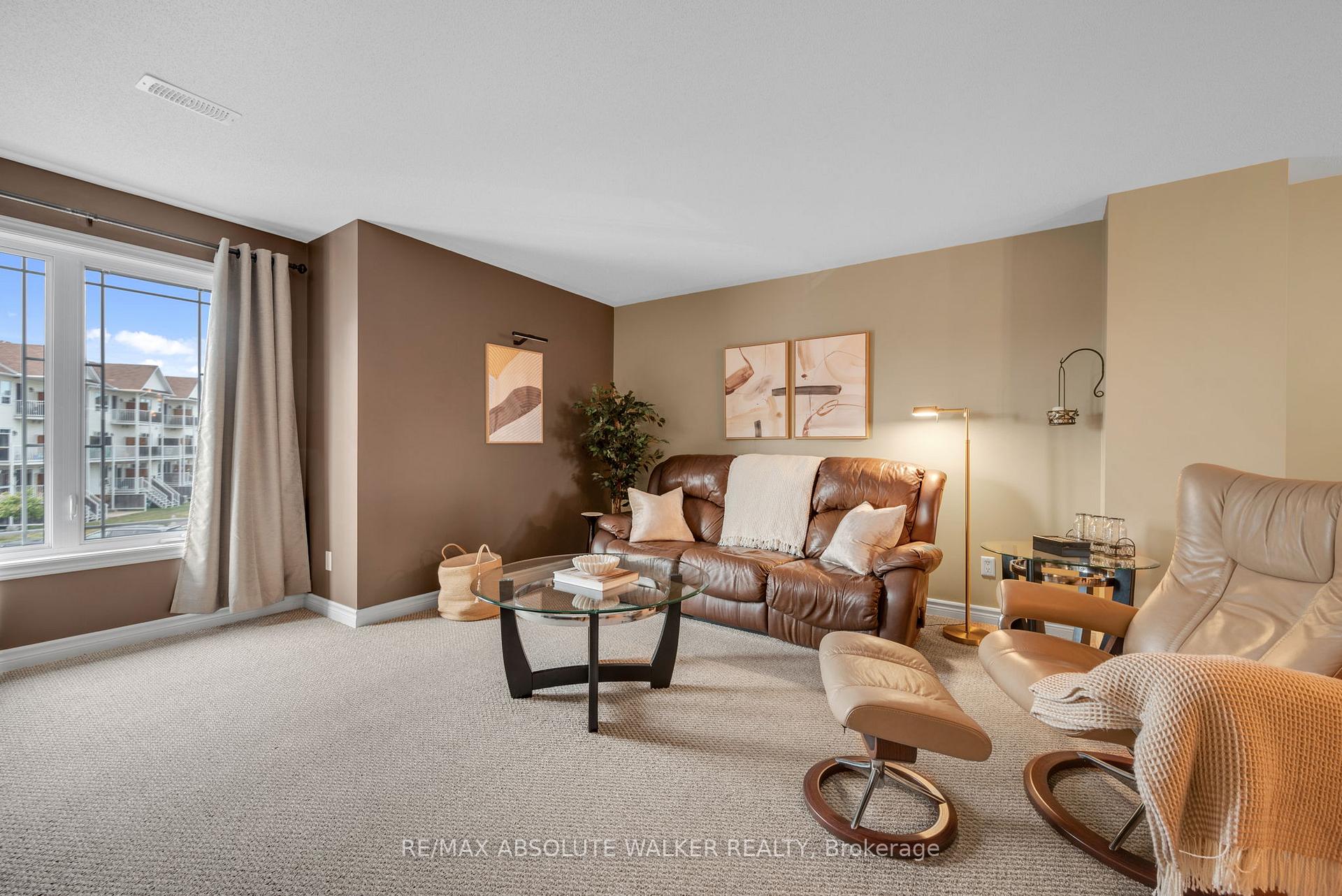 Photo 6 of 102 Brentmore Private, Ottawa, Avalon East — HOMEH