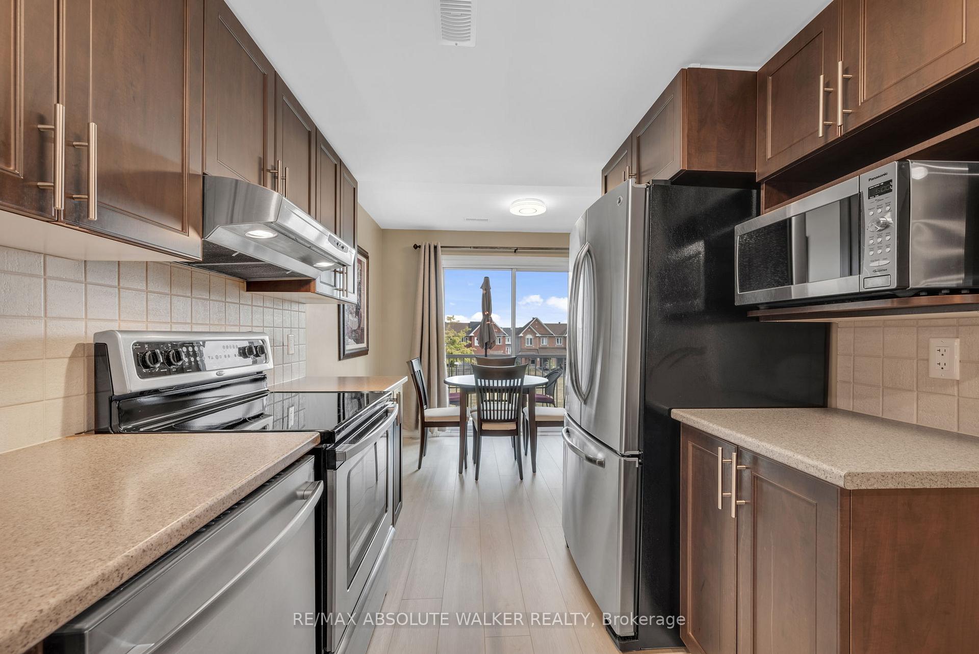 Photo 15 of 102 Brentmore Private, Ottawa, Avalon East — HOMEH
