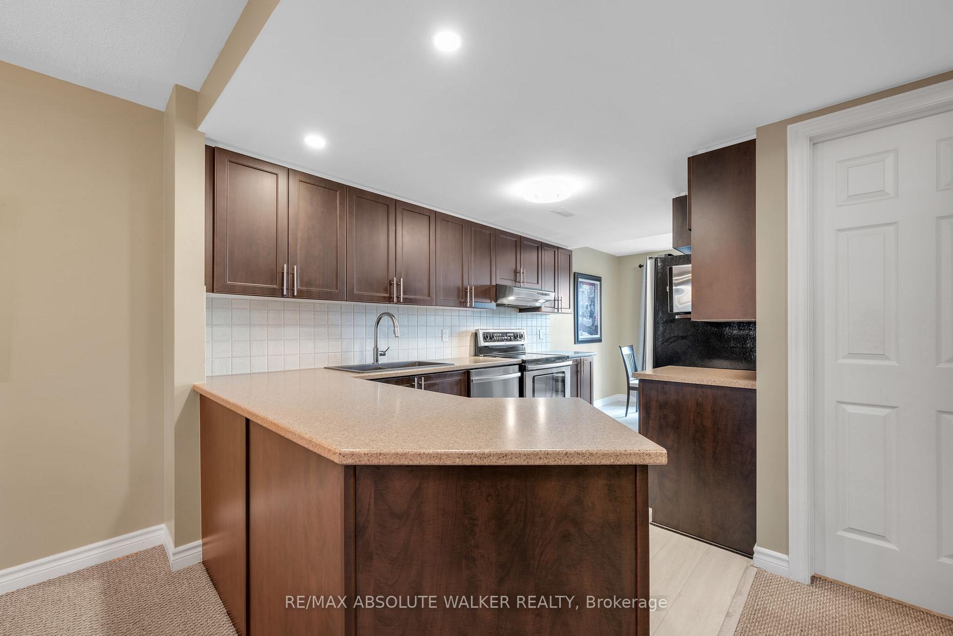 Photo 17 of 102 Brentmore Private, Ottawa, Avalon East — HOMEH