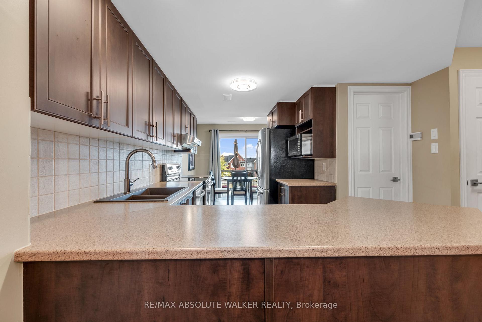 Photo 18 of 102 Brentmore Private, Ottawa, Avalon East — HOMEH