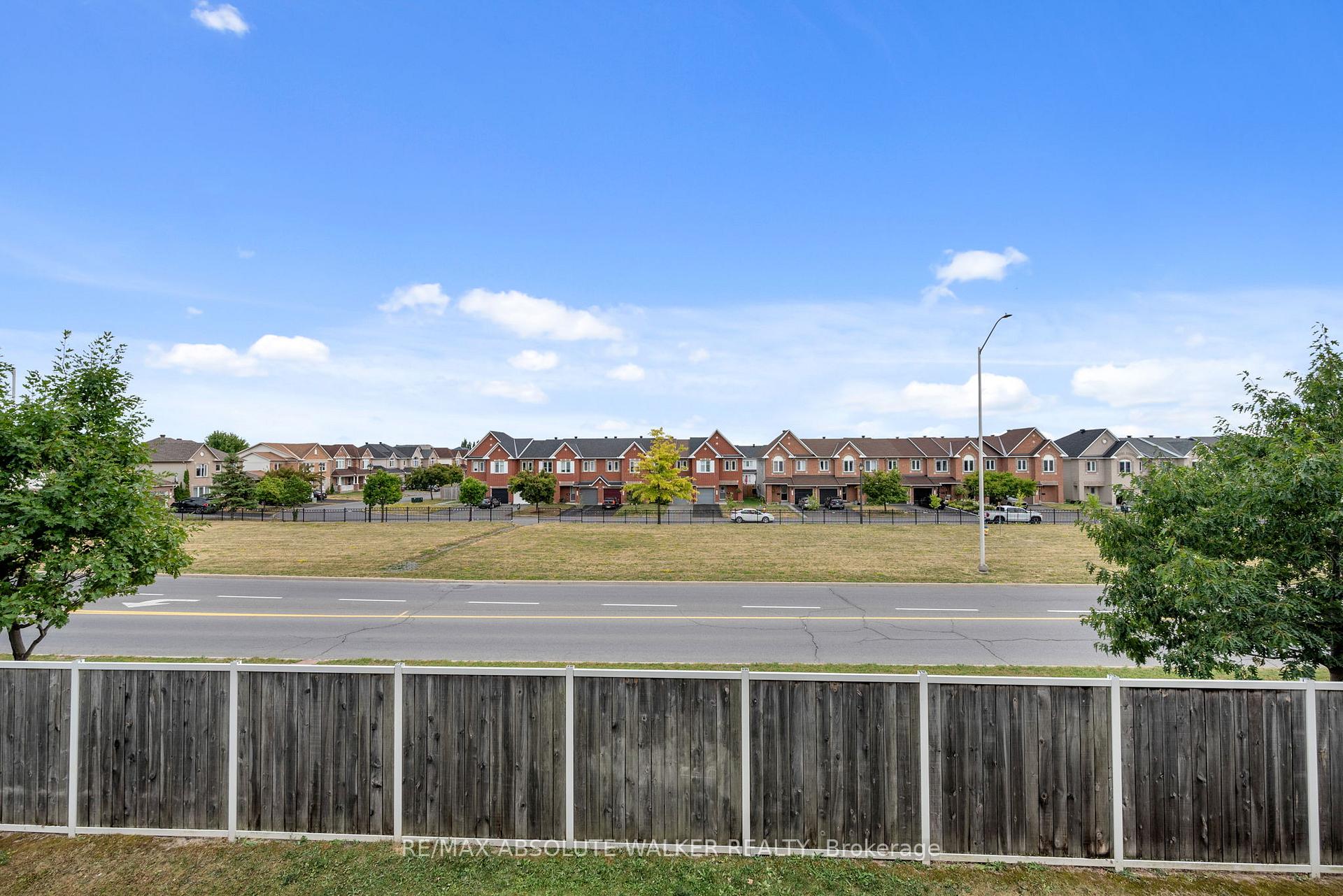 Photo 29 of 102 Brentmore Private, Ottawa, Avalon East — HOMEH