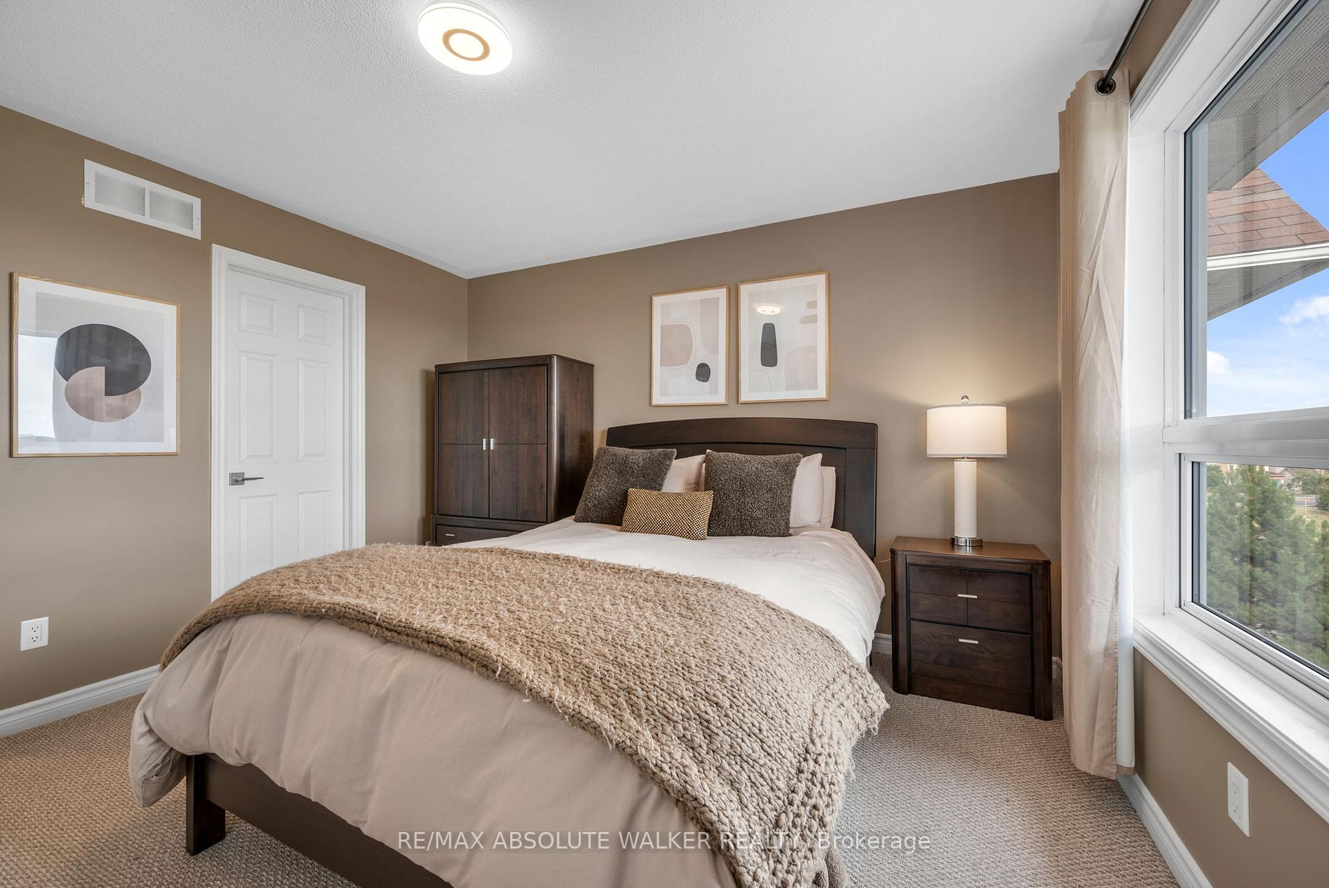 Photo 34 of 102 Brentmore Private, Ottawa, Avalon East — HOMEH