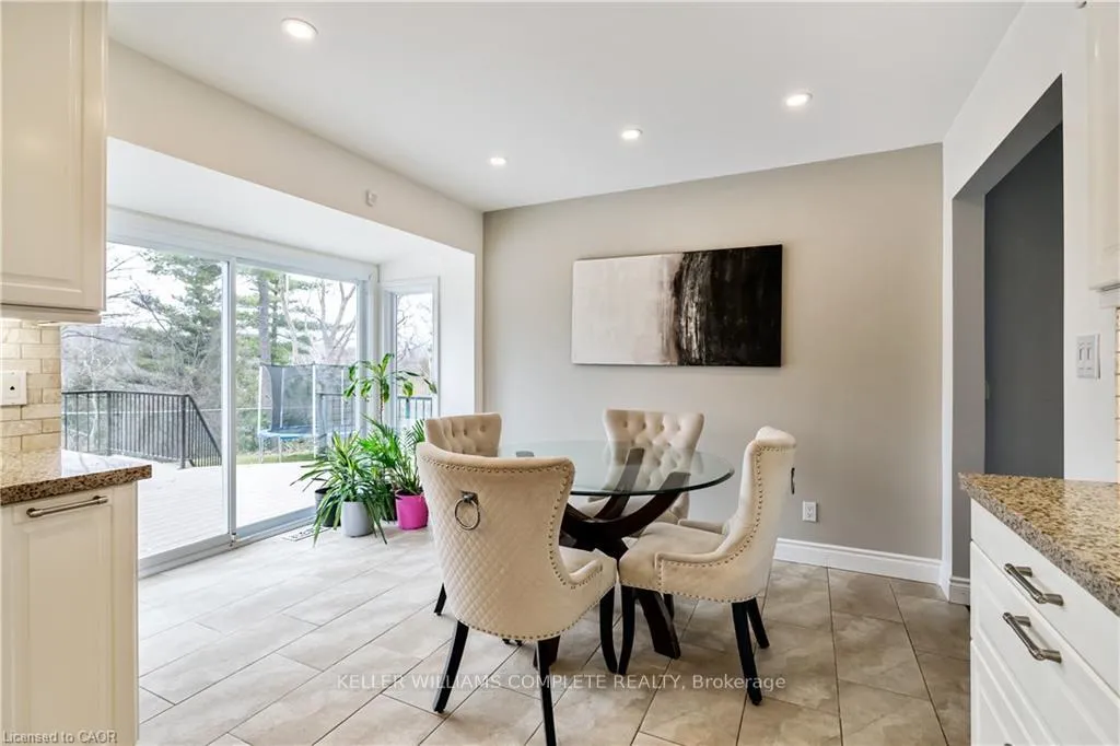 Photo 20 of 56 Kirby Avenue, Hamilton, Greensville — HOMEH