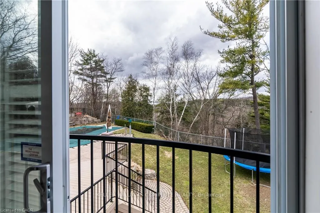 Photo 26 of 56 Kirby Avenue, Hamilton, Greensville — HOMEH