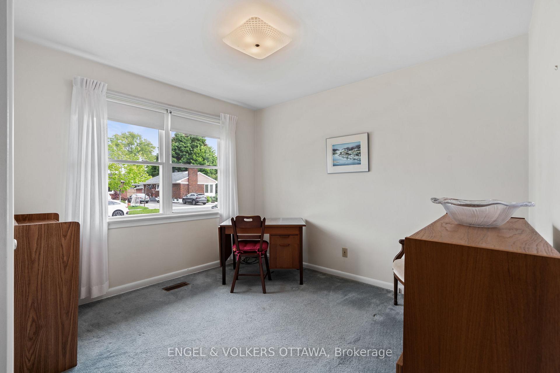 Photo 18 of 888 Chapman Boulevard, Ottawa, Elmvale Acres — HOMEH