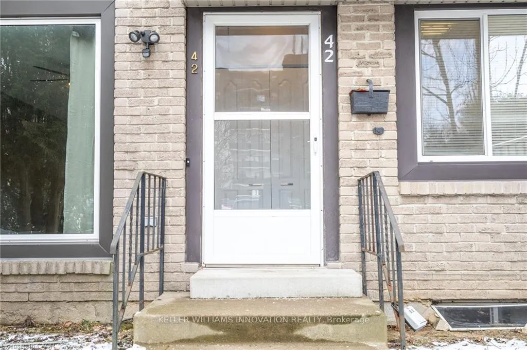 Photo 2 of 42 Wilsonview Avenue, Guelph, Dovercliffe Park/Old University — HOMEH
