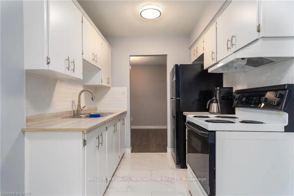 Photo 5 of 42 Wilsonview Avenue, Guelph, Dovercliffe Park/Old University — HOMEH