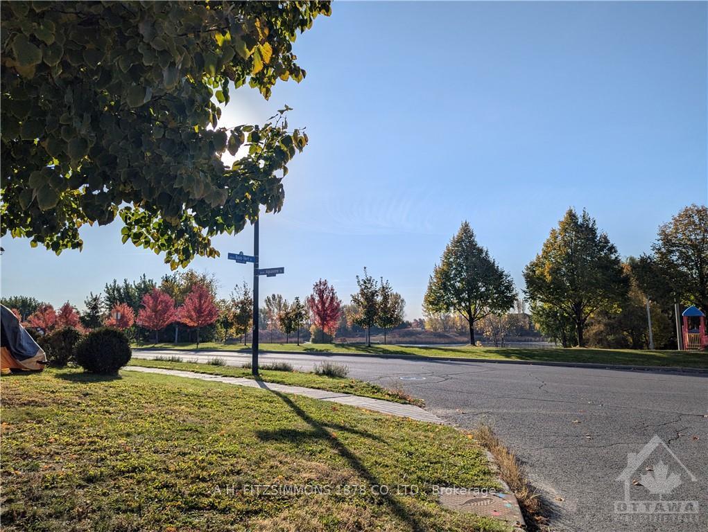 Photo 17 of 2292 Bois Vert Place, Ottawa, Avalon East — HOMEH