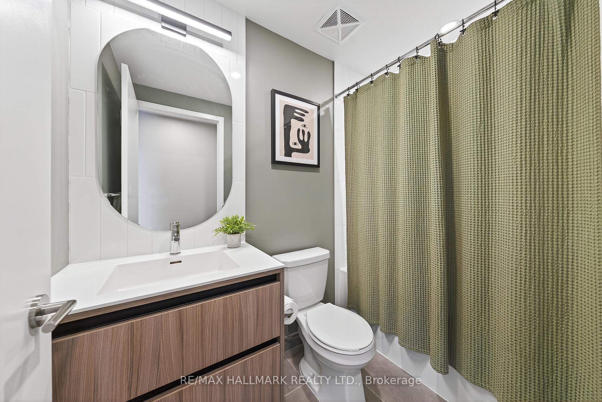Photo 7 of Unit 901, 7950 Bathurst Street, Vaughan, Beverley Glen — HOMEH