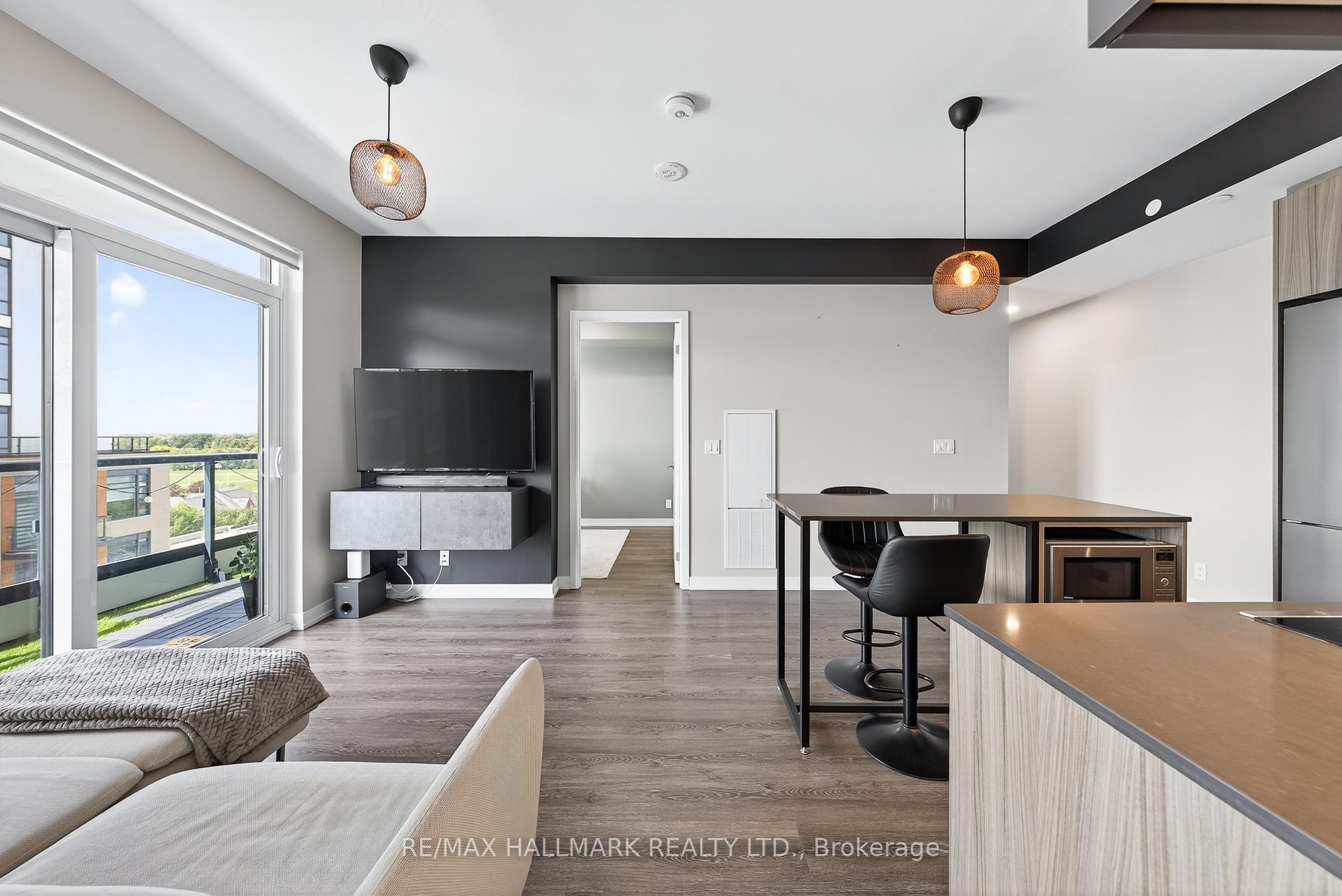 Photo 8 of Unit 901, 7950 Bathurst Street, Vaughan, Beverley Glen — HOMEH