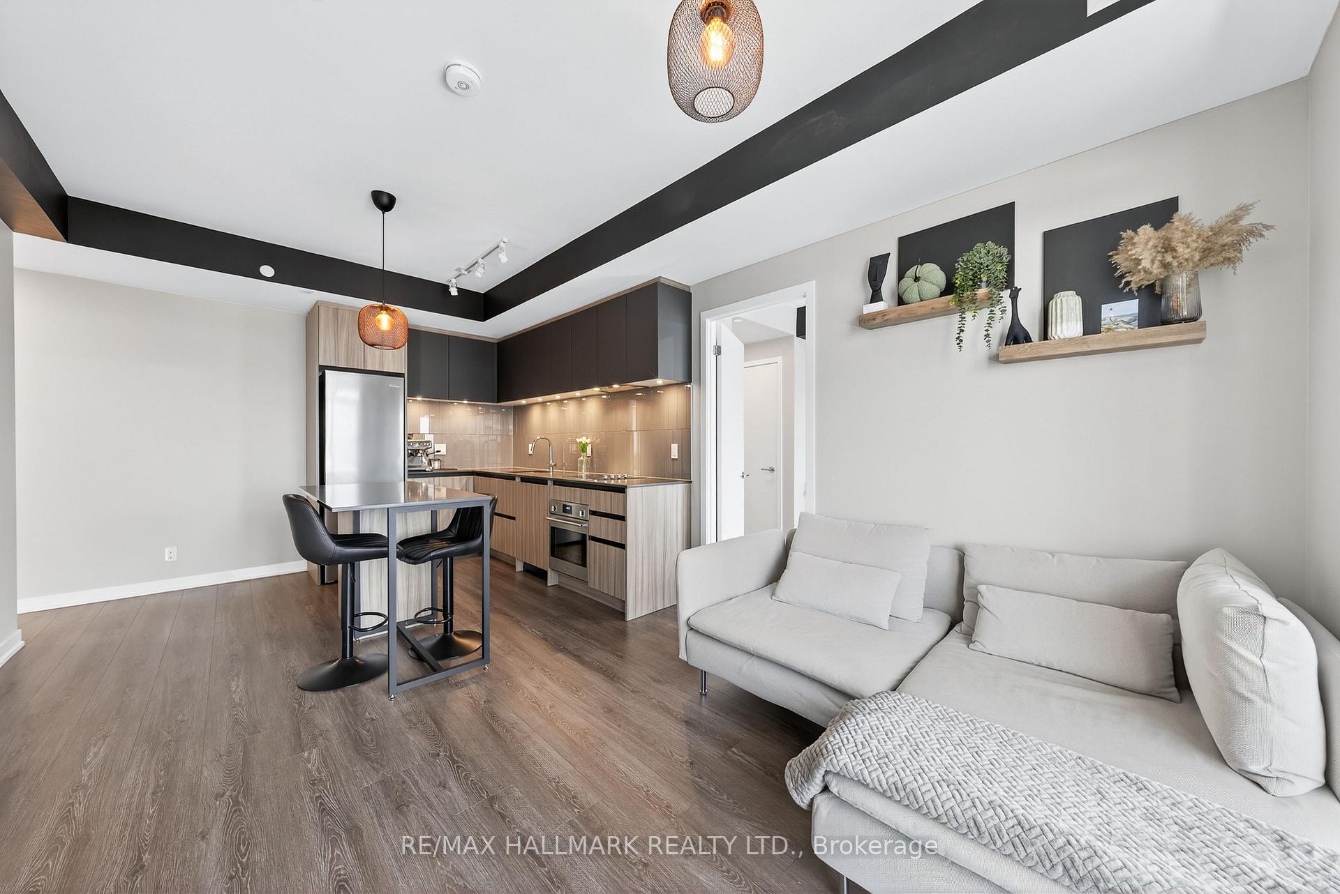 Photo 9 of Unit 901, 7950 Bathurst Street, Vaughan, Beverley Glen — HOMEH