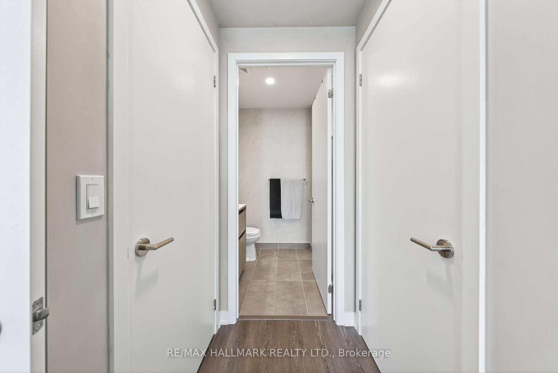 Photo 15 of Unit 901, 7950 Bathurst Street, Vaughan, Beverley Glen — HOMEH